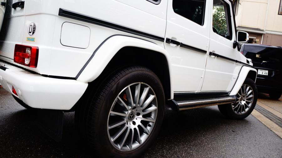 キャリパー塗装施工事例：ベンツW463　キャリパー塗装COLOR:#003 Tokyo midnight gold IMG9_2211_hyu6AD_sub4.jpg