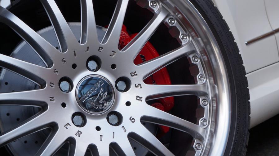 キャリパー塗装施工事例：ベンツEクラスカブリオレ　キャリパー塗装COLOR:#001 Italian losso solid IMG9_2233_i2o9SA_sub2.jpg