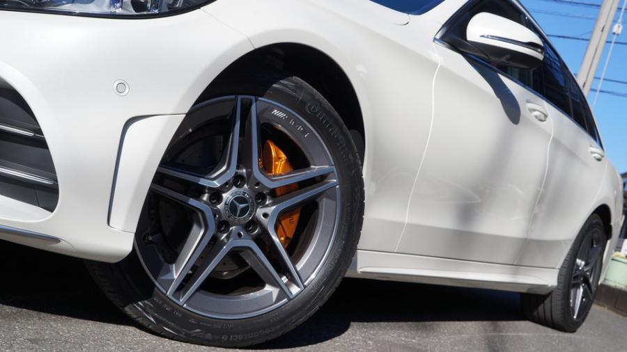 キャリパー塗装施工事例：ベンツEクラスワゴン　キャリパー塗装COLOR:#030 Royal art pearl orange gold IMG9_2262_Vuixud_sub3.jpg