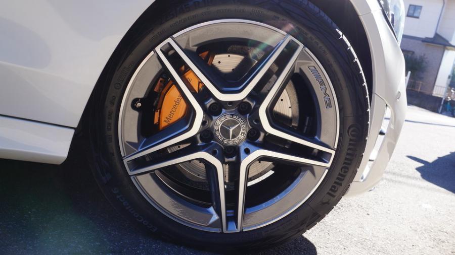 キャリパー塗装施工事例：ベンツEクラスワゴン　キャリパー塗装COLOR:#030 Royal art pearl orange gold IMG9_2262_Vuixud_sub6.jpg