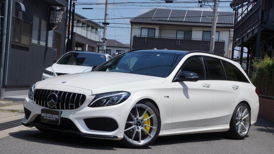 ベンツC43AMG　キャリパー塗装COLOR:#002 giallo modena