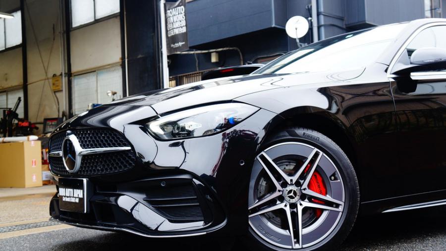 キャリパー塗装施工事例：ベンツC220d　キャリパー塗装COLOR:#001 Italian losso solid IMG9_2336_LuqrDq_sub3.jpg