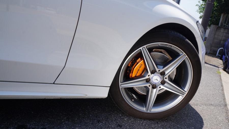 キャリパー塗装施工事例：ベンツCクラス　キャリパー塗装COLOR:#030 Royal art pearl orange gold　D-DASH低ダストブレーキパット装着 IMG9_2348_tqNYJf_sub5.jpg