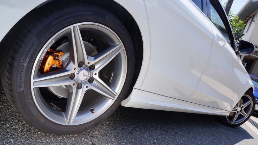 キャリパー塗装施工事例：ベンツCクラス　キャリパー塗装COLOR:#030 Royal art pearl orange gold　D-DASH低ダストブレーキパット装着 IMG9_2348_tqNYJf_sub7.jpg