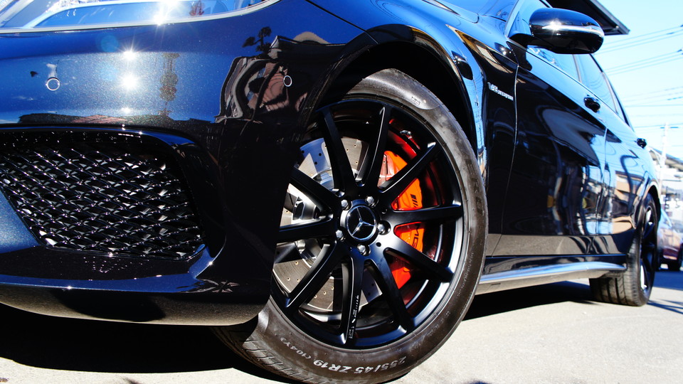 ベンツBenz-S63AMG　塗装色：	#001 Italian losso solid