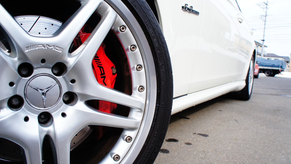 キャリパー塗装施工事例：ベンツCLS63AMG キャリパー塗装 カラー：#001 Italian losso solid IMG9_628_UrwyV4_sub4.jpg