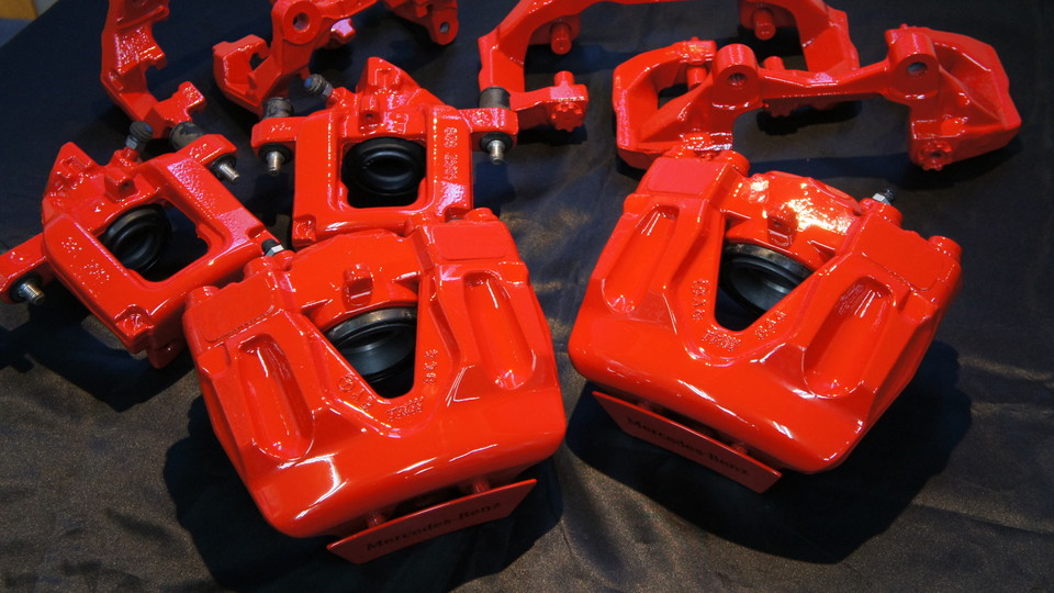 キャリパー塗装施工事例：ベンツEクラス純正キャリパー塗装　カラー：#001 Italian losso solid IMG9_650_9QTKW1_sub1.jpg