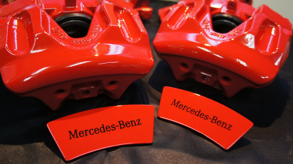 キャリパー塗装施工事例：ベンツEクラス純正キャリパー塗装　カラー：#001 Italian losso solid IMG9_650_9QTKW1_sub2.jpg