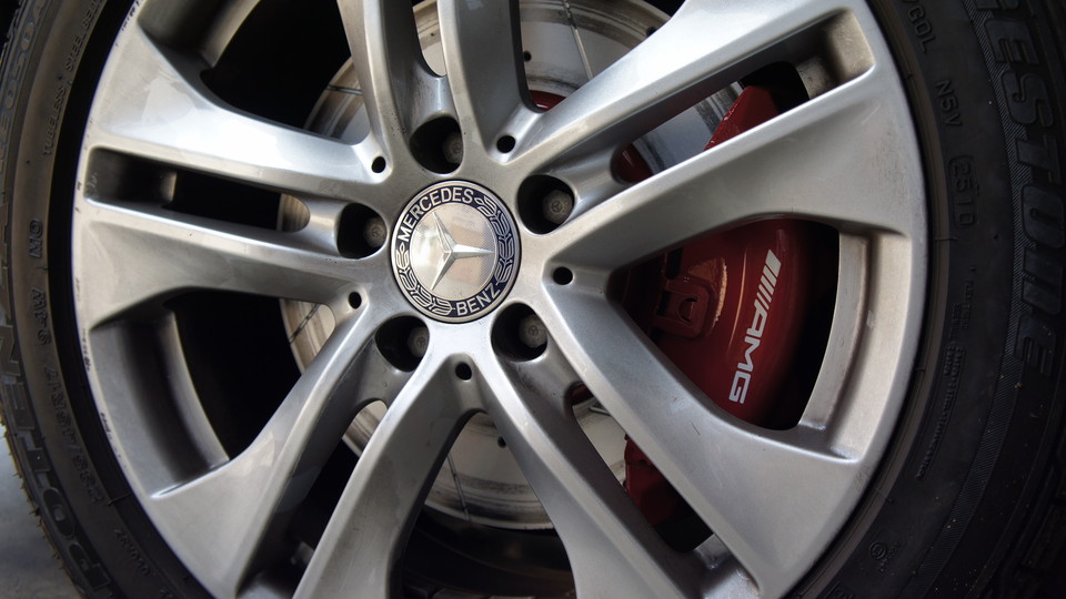 キャリパー塗装施工事例：ベンツEクラスW212クーペ純正キャリパー塗装　カラー：#001 Italian losso solid＆ローター加工Type：SD IMG9_726_GCNyRB_sub2.jpg