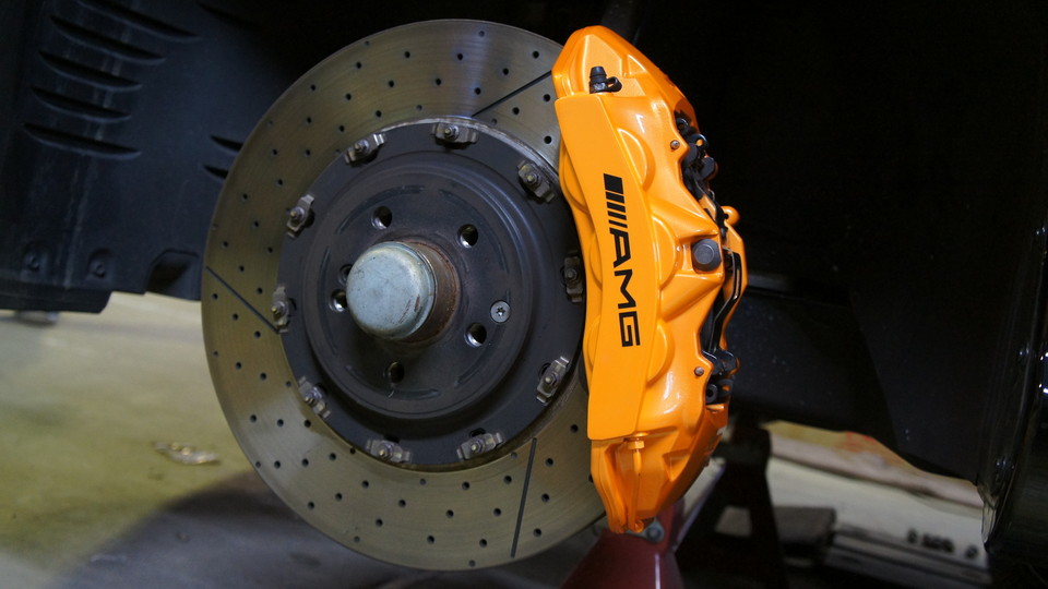 ベンツSL65AMG純正キャリパー塗装　カラー：#098 honey of pearl orange