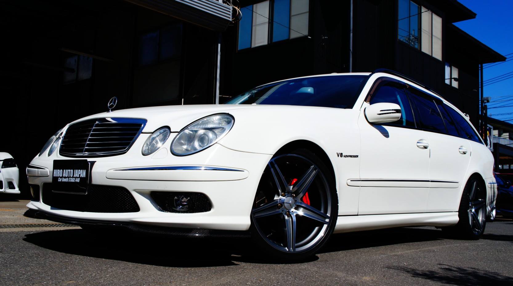 キャリパー塗装施工事例：Mercedes-Benz E500 W211キャリパー塗装＆LOGO★COLOR：#001 Italian losso solid ローター加工Type：SD（6スリット＆ドリルド） IMG9_861_MYsfIQ_sub3.jpg