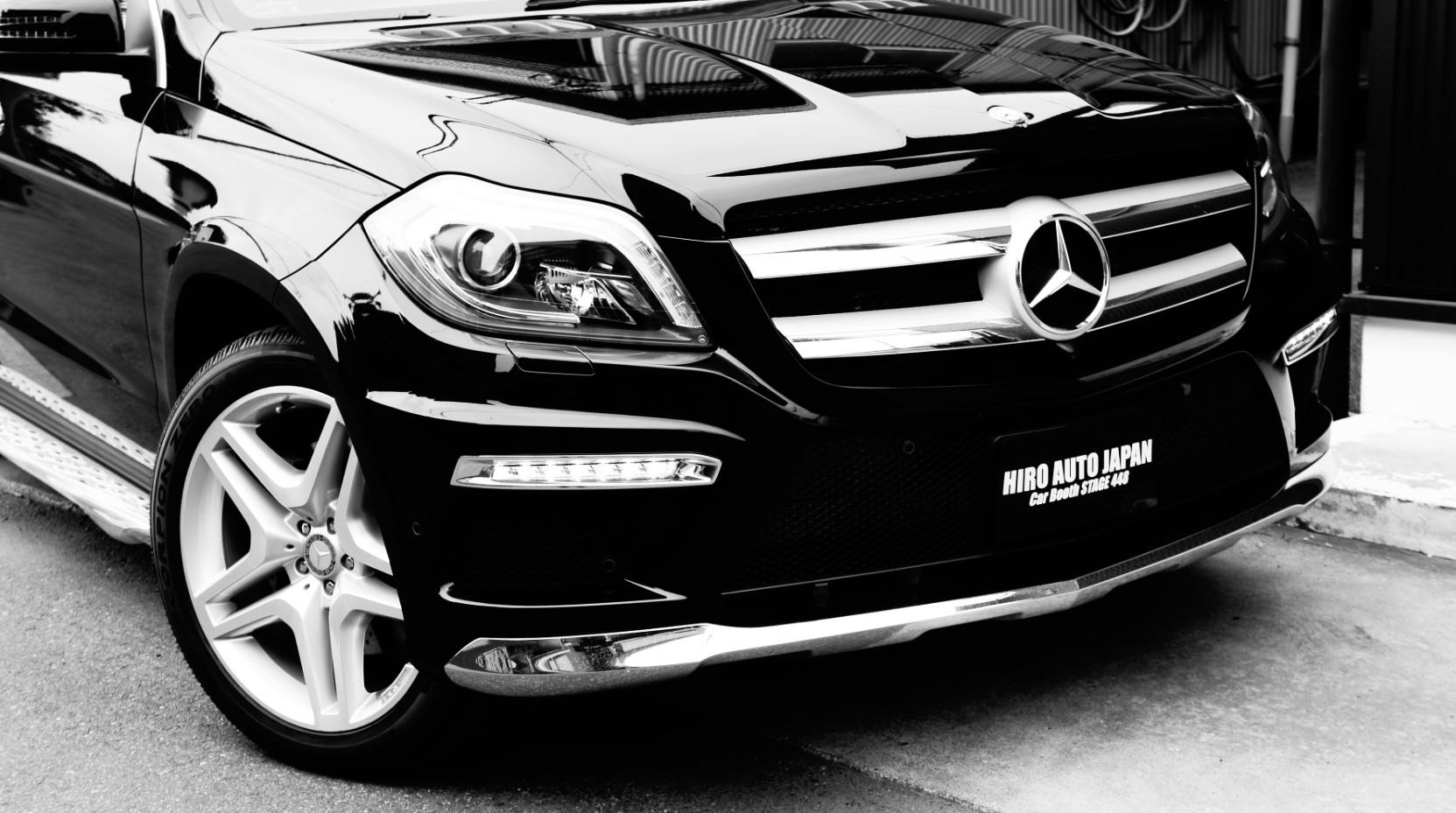 Mercedes-Benz GL350 AMG-PKGキャリパー塗装COLOR：#001 Italian losso solid