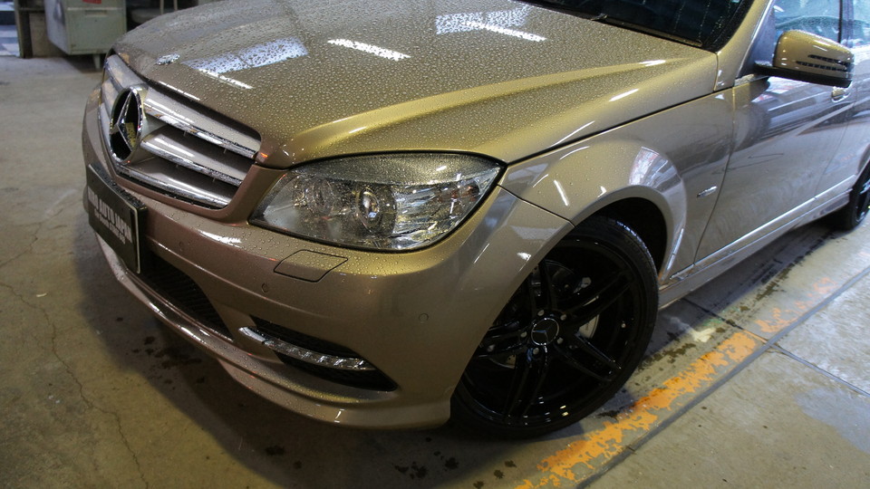 キャリパー塗装施工事例：ベンツW204Cクラス純正キャリパー塗装　COLOR:#006 diamond dust silver＆ローター塗装　COLOR:#1107PLATINUM NEW BRONZE PEARL METALLIC IMG9_941_vMDO0H_sub4.jpg